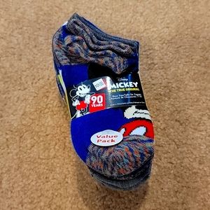 10 pack Mickey socks size 7-10